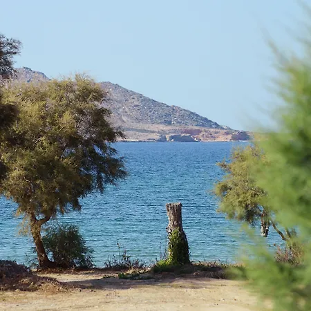 Seaside Paros - * Naousa (Paros)